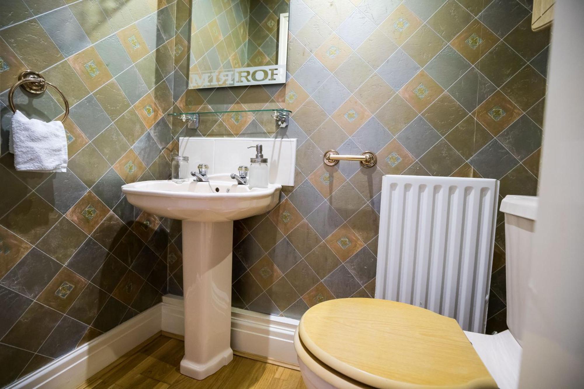 Spacious, 3 Bed House For 6 In Central Chester Ξενοδοχείο Εξωτερικό φωτογραφία