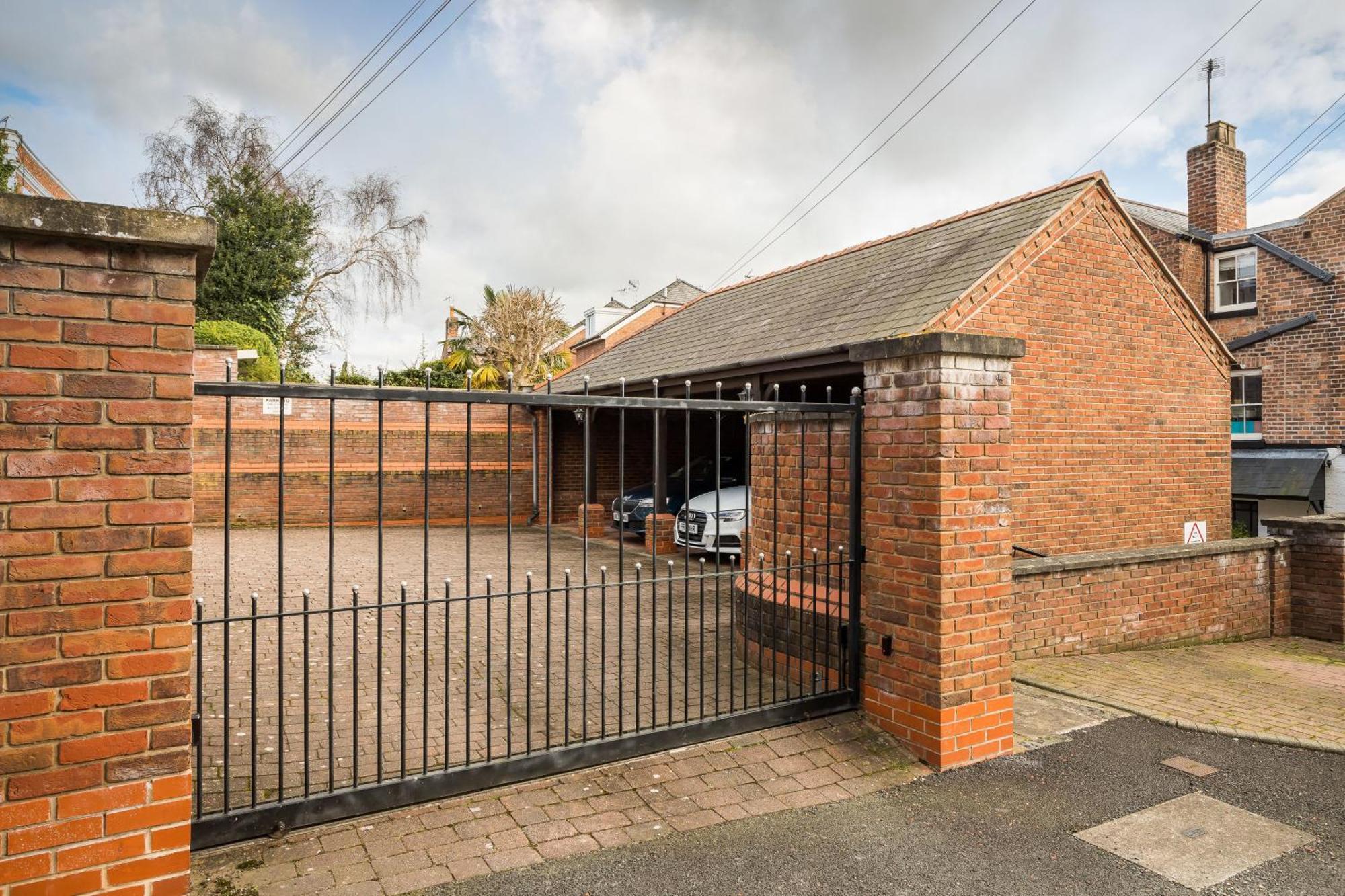 Spacious, 3 Bed House For 6 In Central Chester Ξενοδοχείο Εξωτερικό φωτογραφία