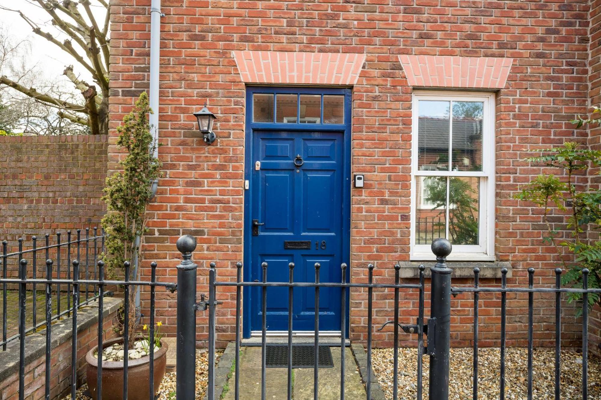 Spacious, 3 Bed House For 6 In Central Chester Ξενοδοχείο Εξωτερικό φωτογραφία