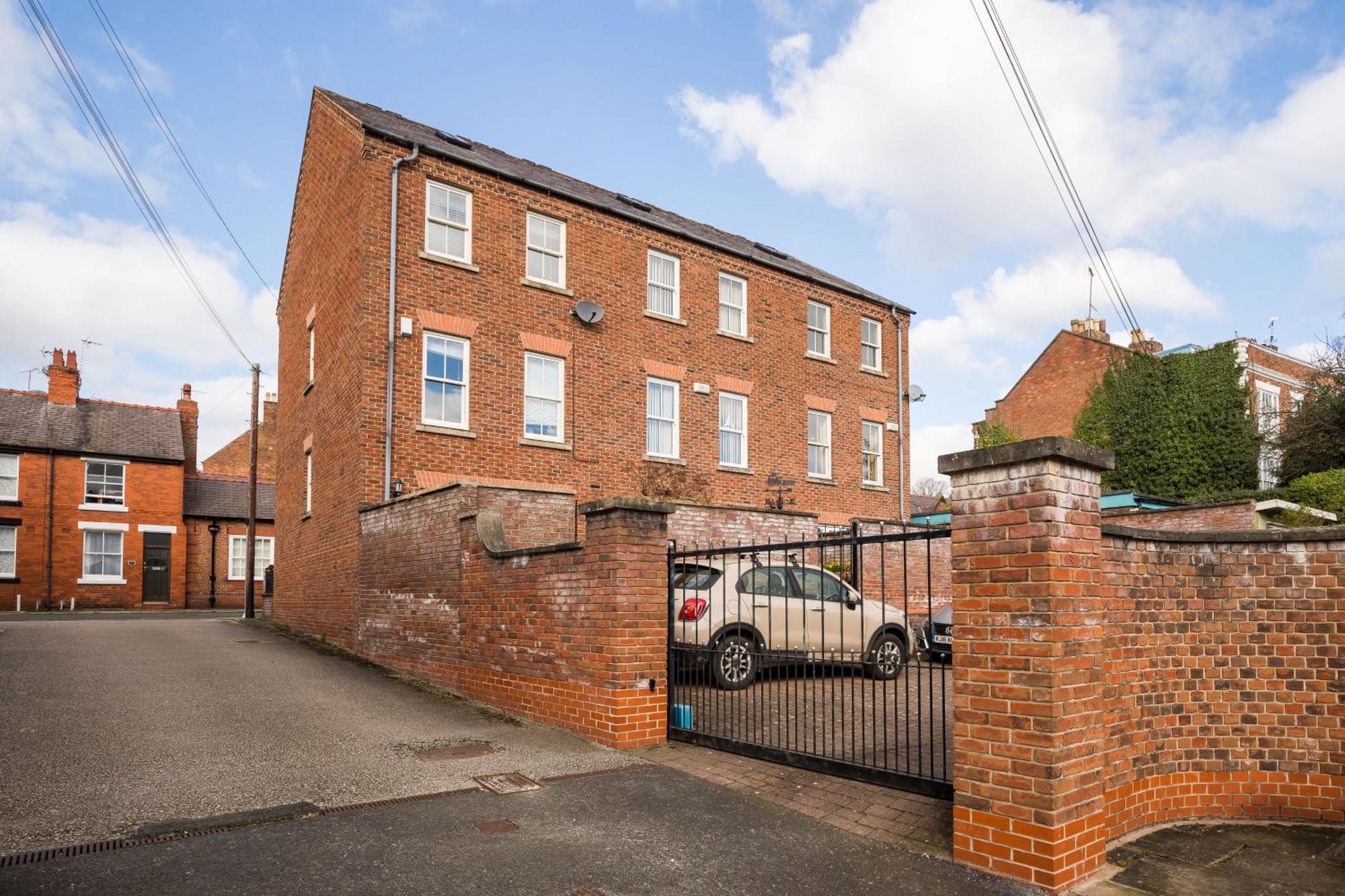Spacious, 3 Bed House For 6 In Central Chester Ξενοδοχείο Εξωτερικό φωτογραφία