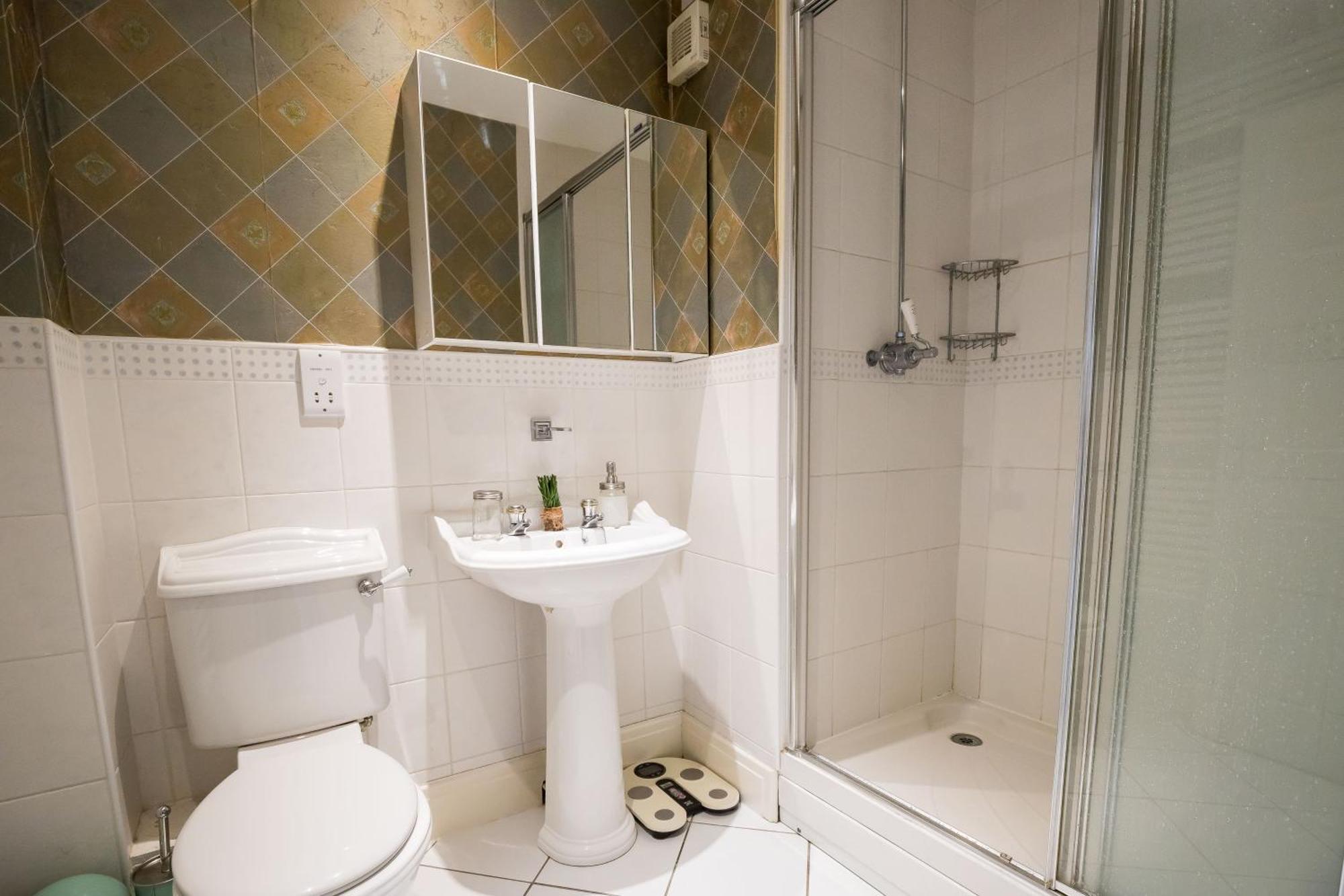 Spacious, 3 Bed House For 6 In Central Chester Ξενοδοχείο Εξωτερικό φωτογραφία